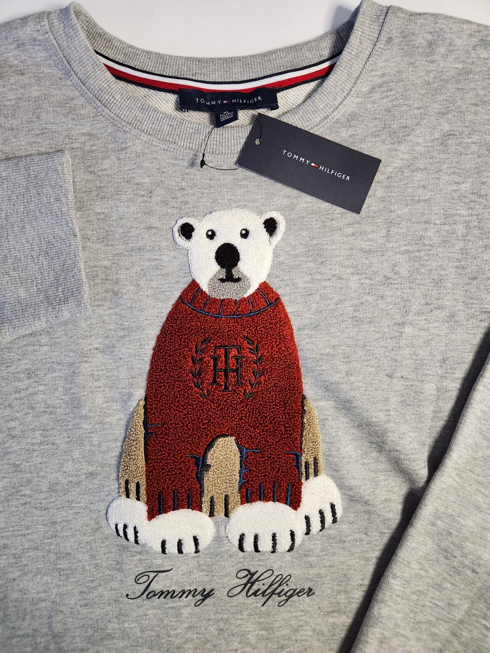 Ladies Tommy Hilfiger Grey Sweatshirt with Embroidered Polar Bear Size XL
